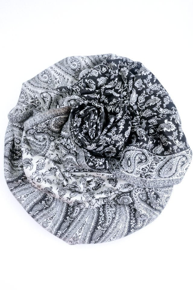 Esarfa Casmir reversibila Paisley oriental floral India, alb-negru