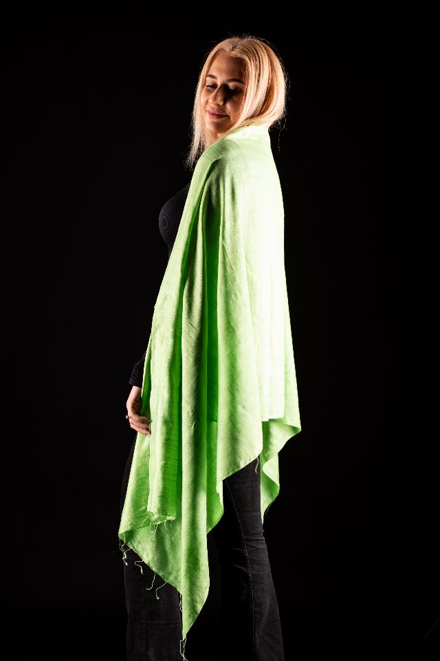 Esarfa matase si bumbac verde fistic