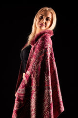 Sal rosu caramiziu cu broderie hand made si blanita roscata India