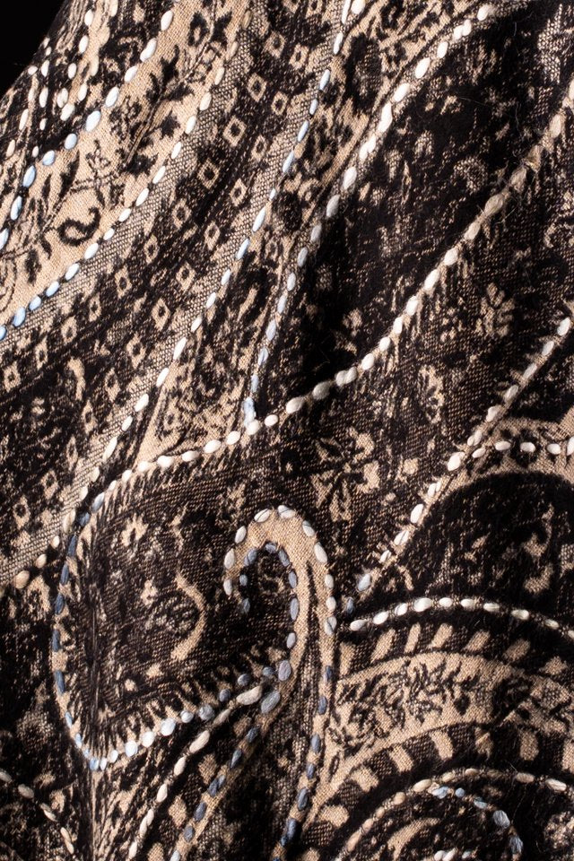 Sal negru-bej cu broderie hand made si blanita neagra India