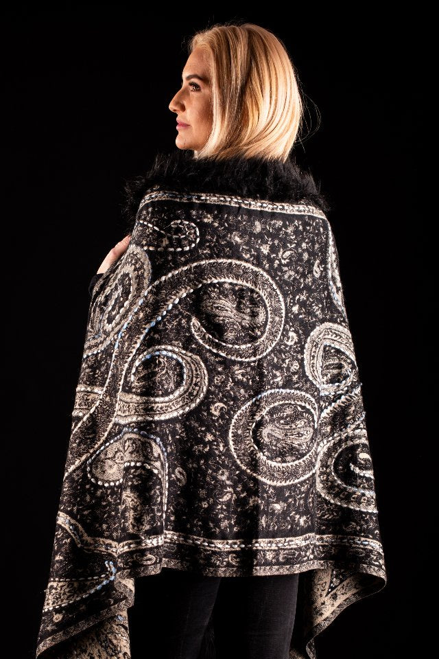 Sal negru-bej cu broderie hand made si blanita neagra India