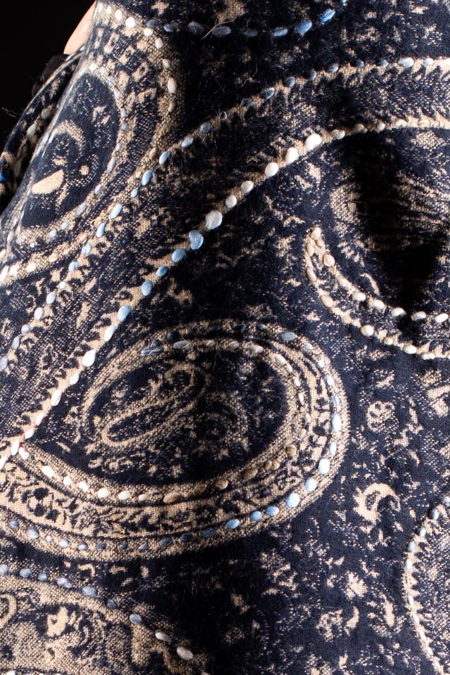 Sal negru-bej cu broderie hand made si blanita neagra India