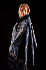 Sal gri deschis cu broderie hand made si blanita alba India