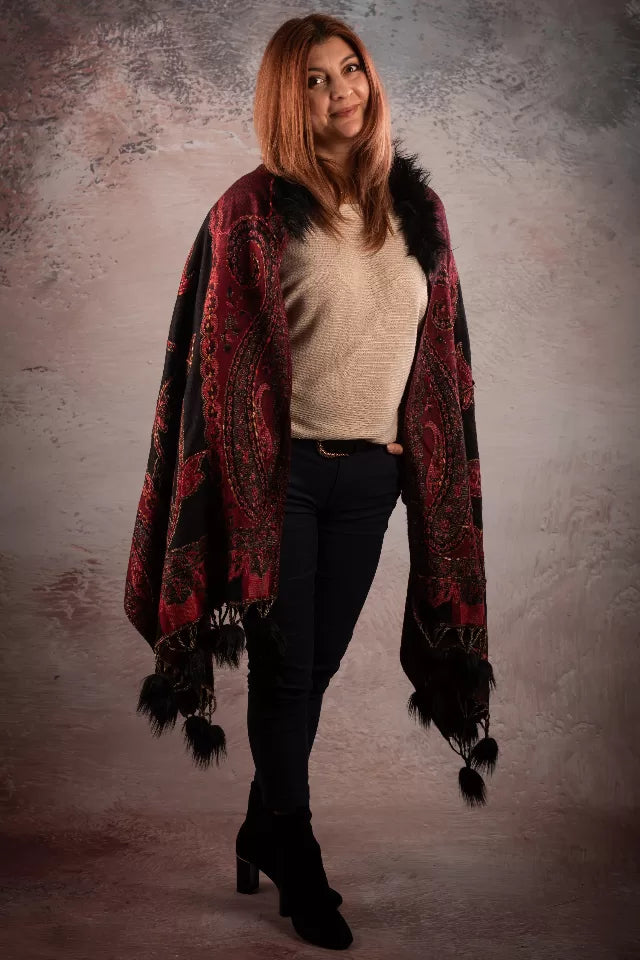 Sal negru-rosu cu broderie hand made si blanita artificiala India